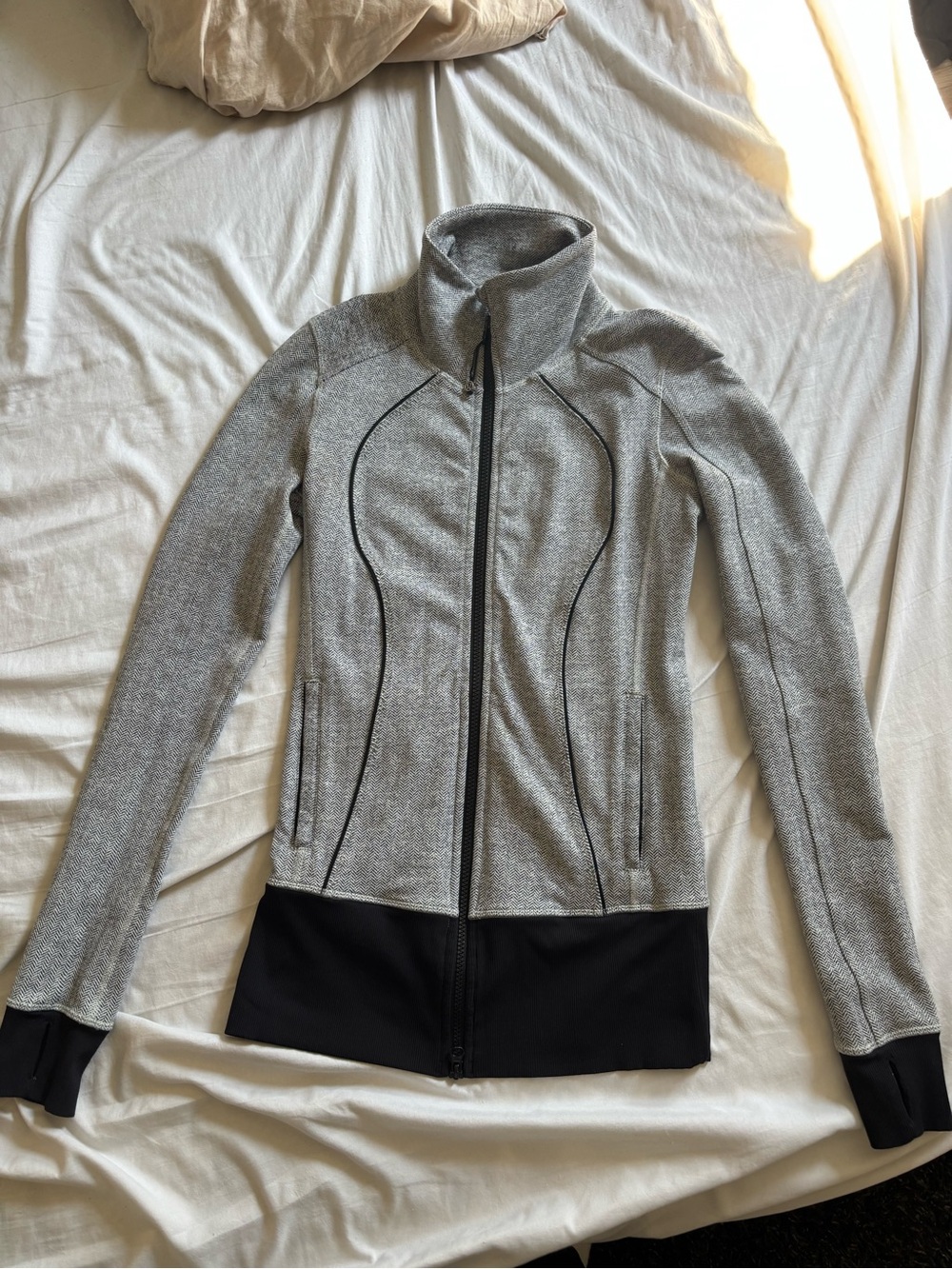 Lululemon Define Nice Asana Herringbone Tweed Jacket. Size 4